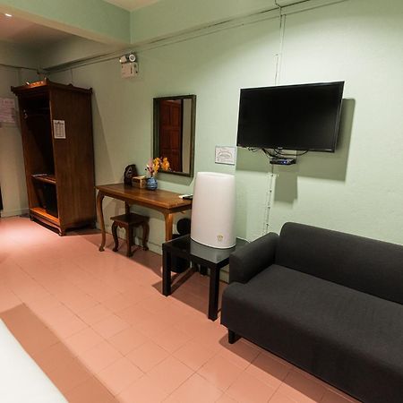 A Hotel Budget Чиангсен Экстерьер фото