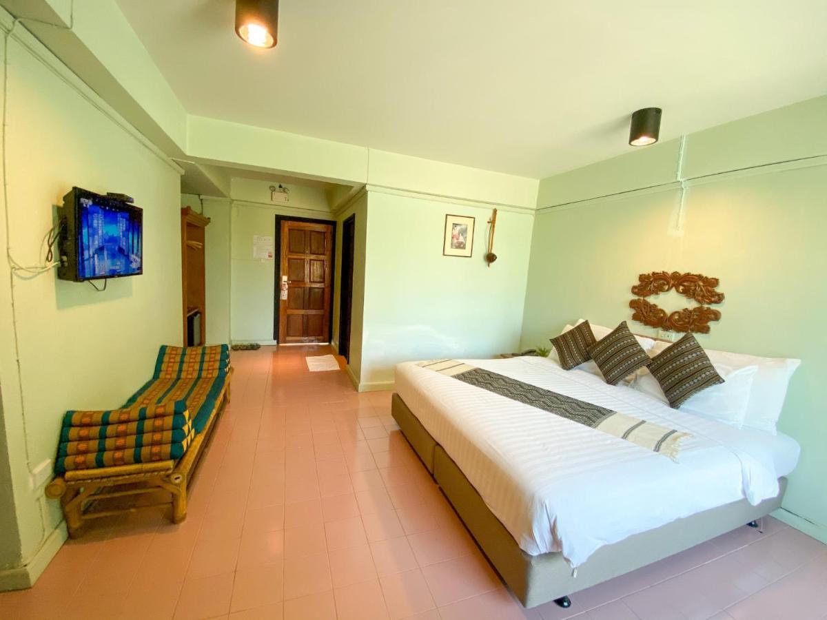 A Hotel Budget Чиангсен Экстерьер фото
